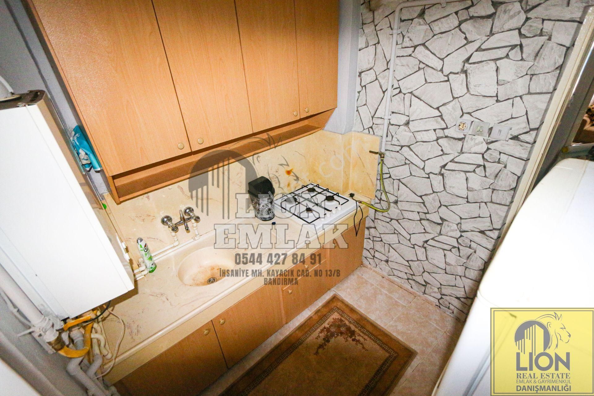 Bandırma Hacıyusuf'ta Merkezi Konumlu Eşyalı Kiralık 2+0 Daire