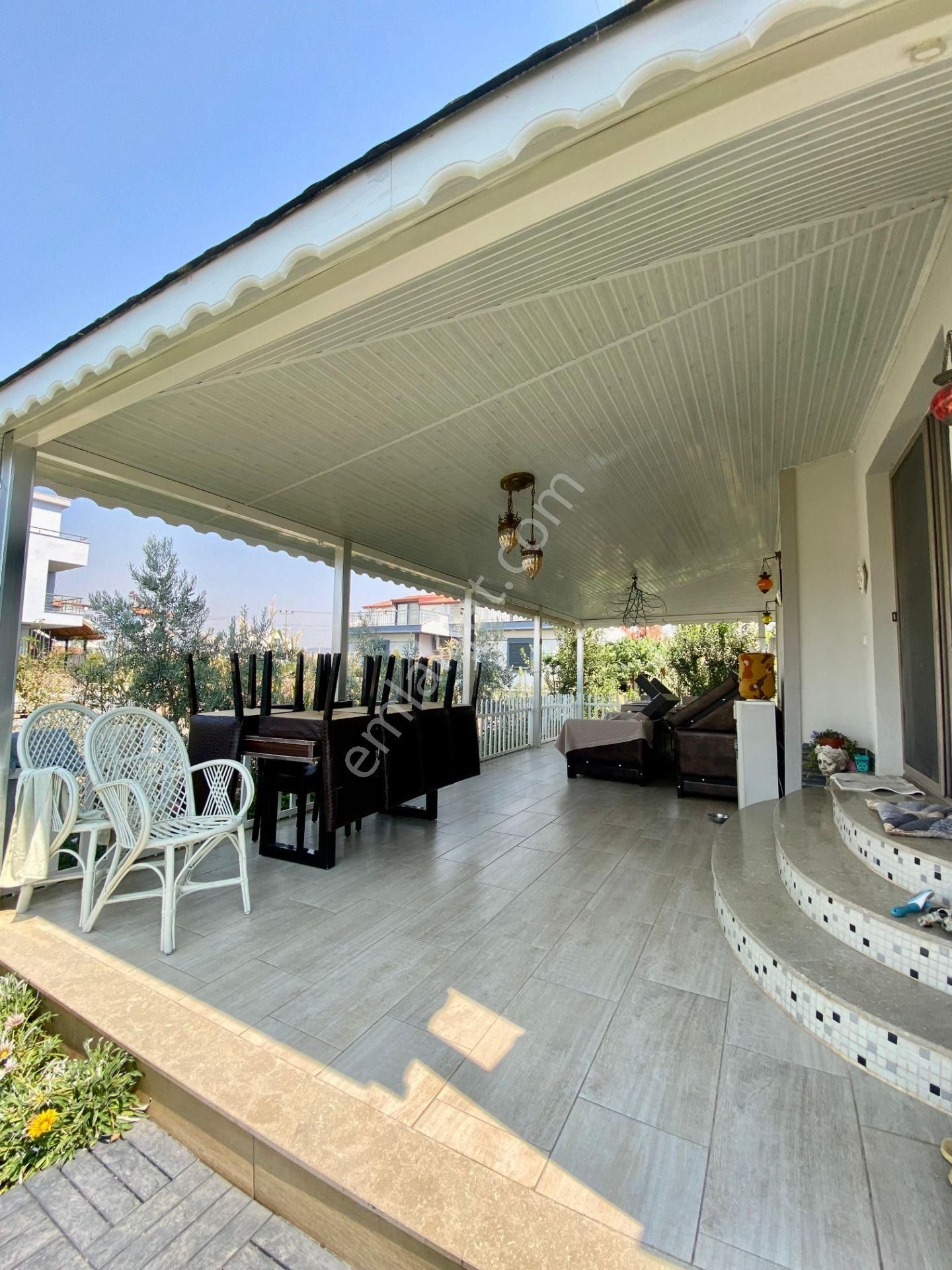 Dikili'de Sahibinden Satılık 481m² Köşe Arsada Tripleks Müstakil Villa -denize 800m Yürüme Mesafesi - Görsel 5