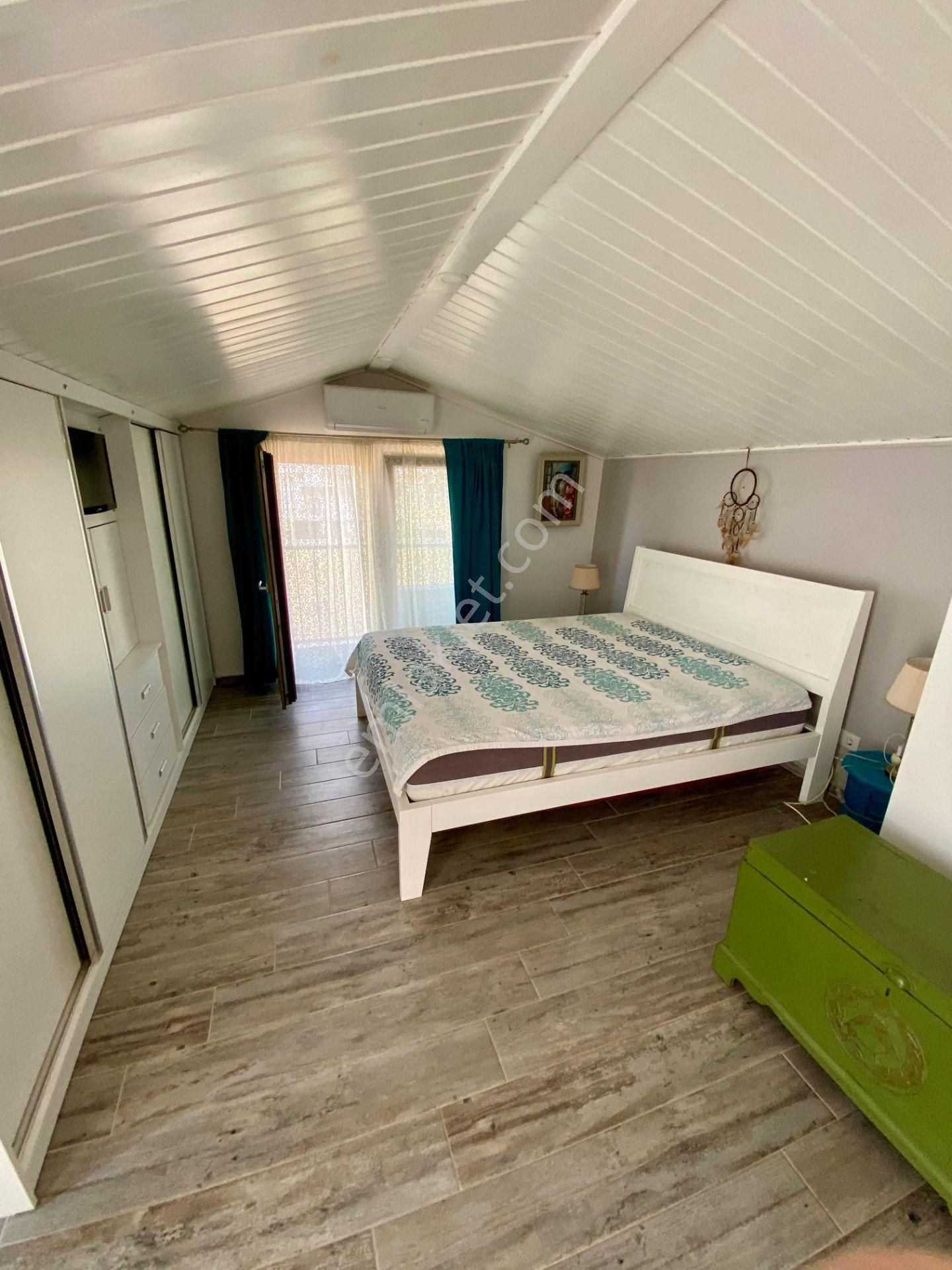 Dikili'de Sahibinden Satılık 481m² Köşe Arsada Tripleks Müstakil Villa -denize 800m Yürüme Mesafesi - Görsel 17