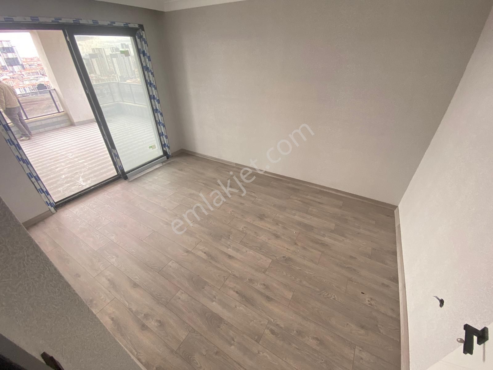 K'ören Ovacık'da Oturum Hazır Teras Balkonlu Site Dairesi - Görsel 9