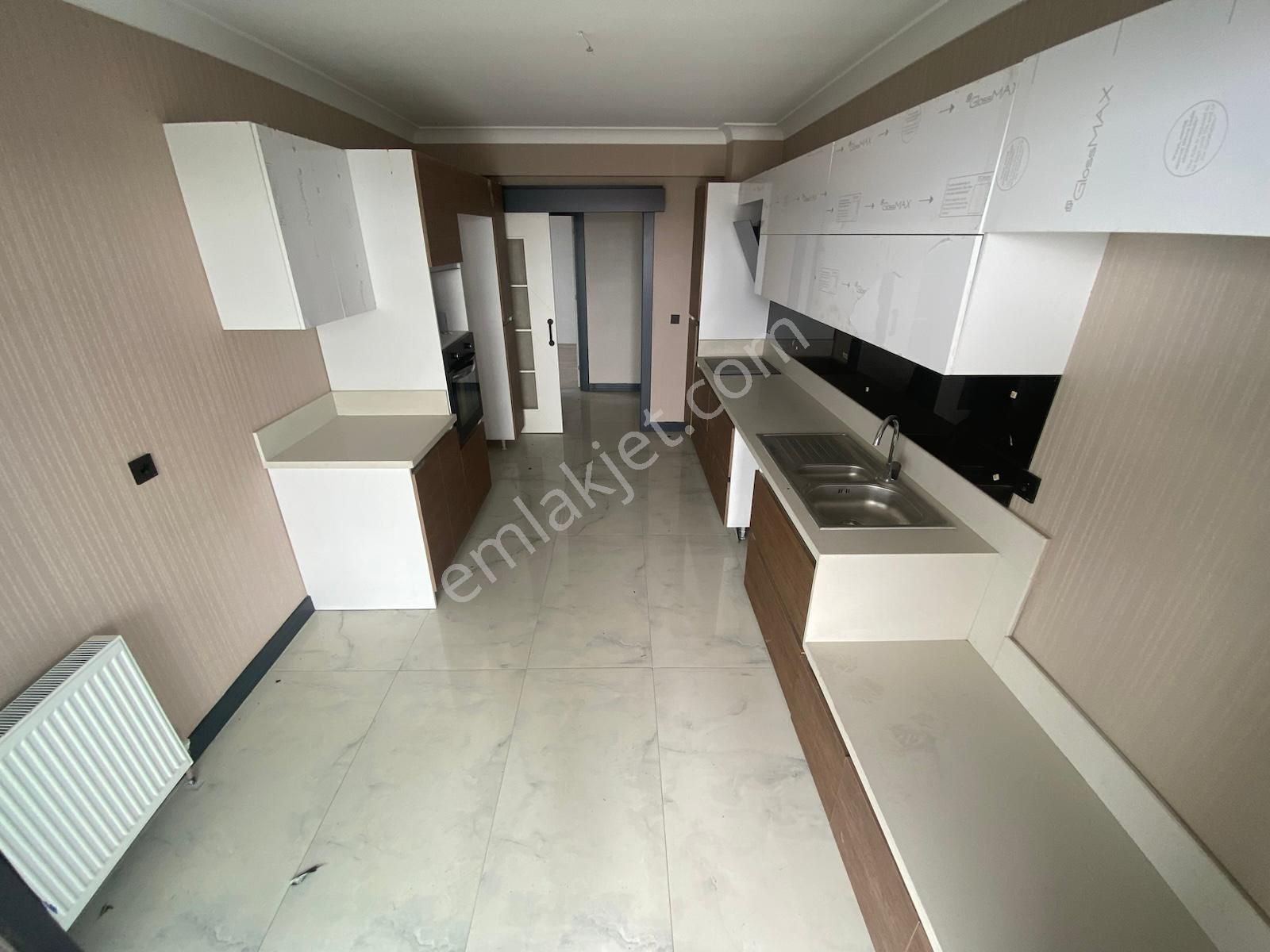 K'ören Ovacık'da Oturum Hazır Teras Balkonlu Site Dairesi - Görsel 6