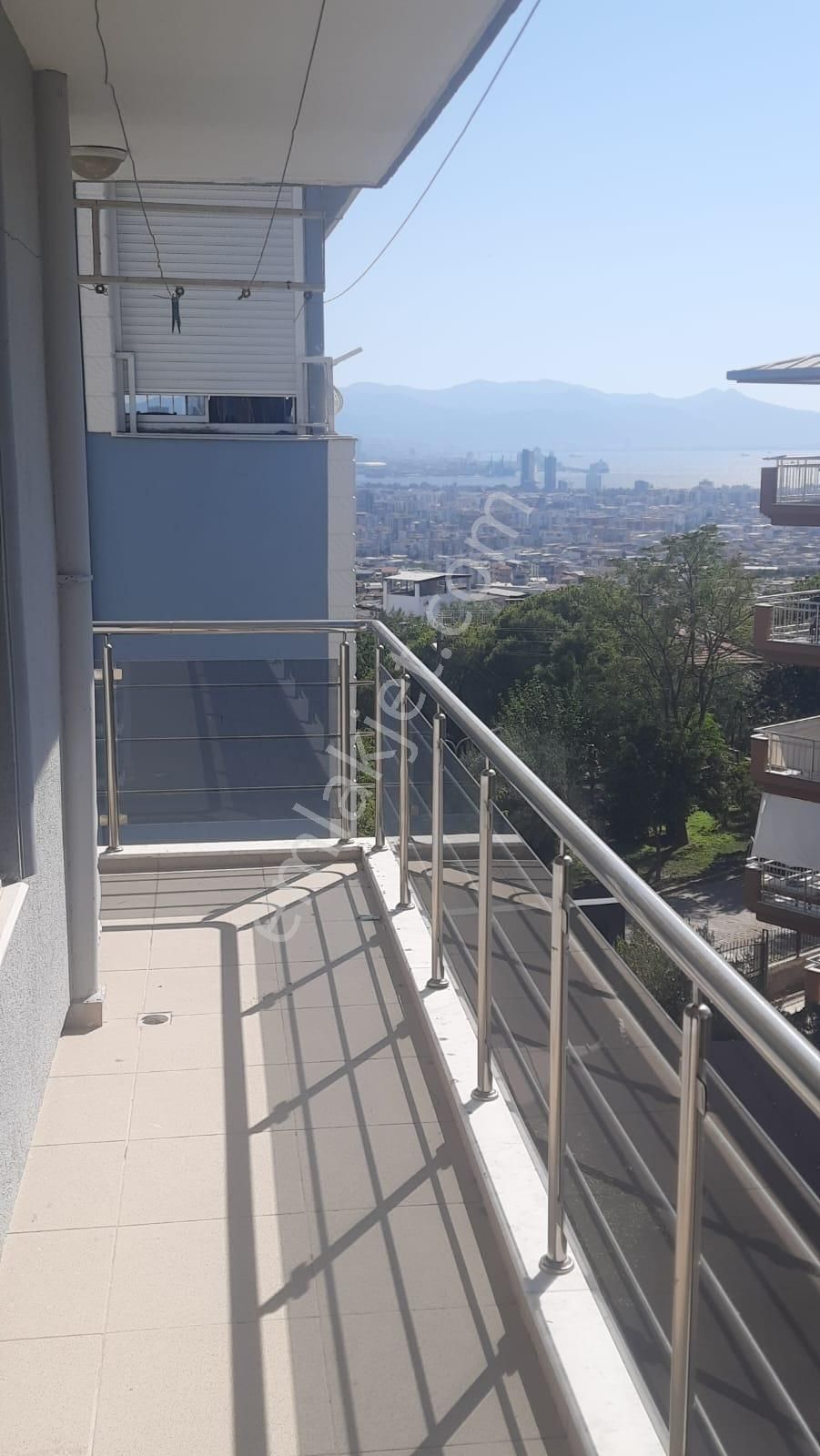 Bornova Atatürk Mah. Kiralık 3+1 Doğalgazlı Ve Klimalı Daire - Görsel 16