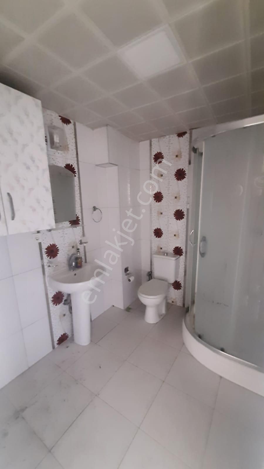Bornova Atatürk Mah. Kiralık 3+1 Doğalgazlı Ve Klimalı Daire - Görsel 5
