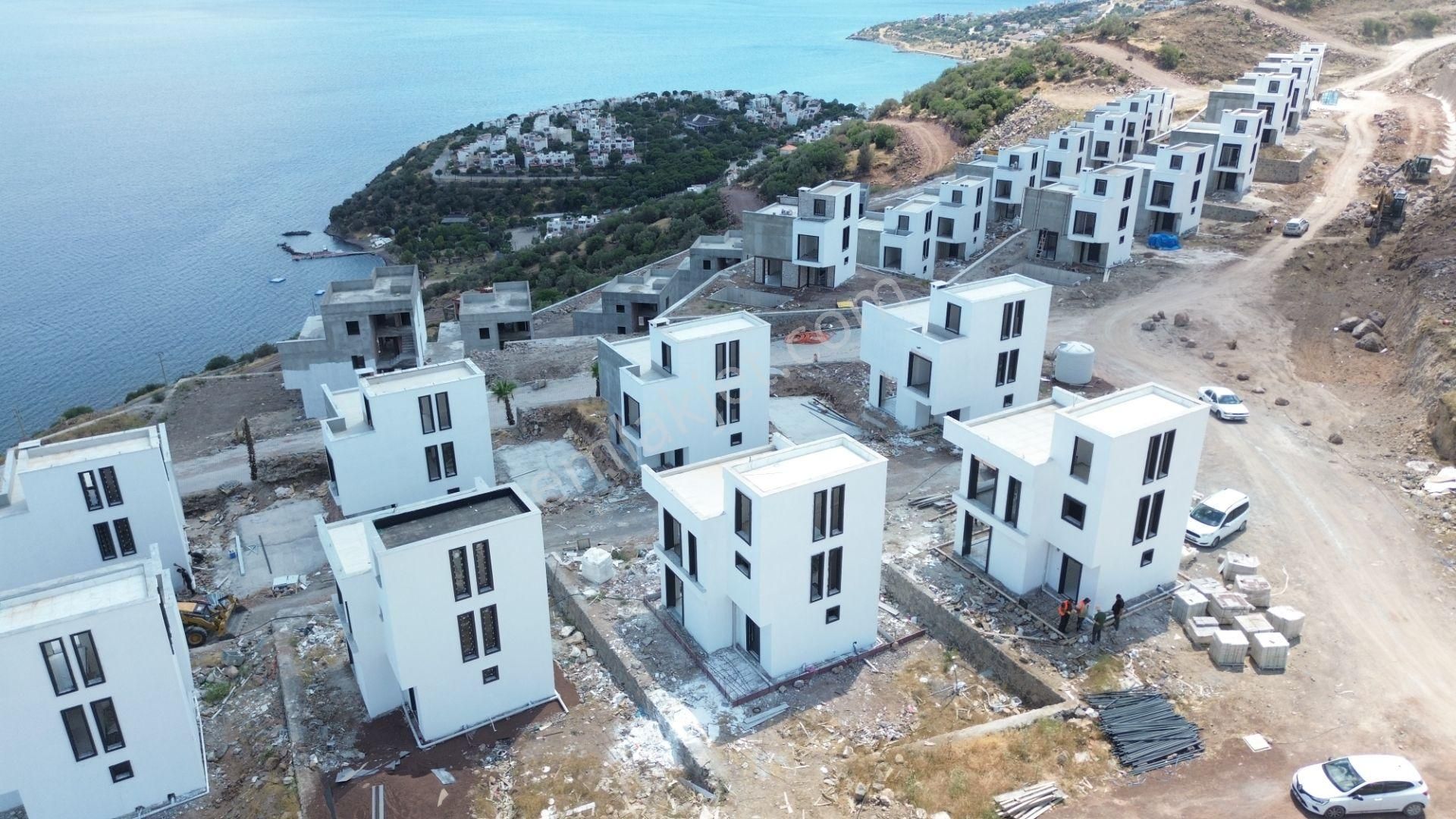 Çandarlı'da Deniz Manzaralı Tam Müstakil 3+1 Satılık Villa - Görsel 25