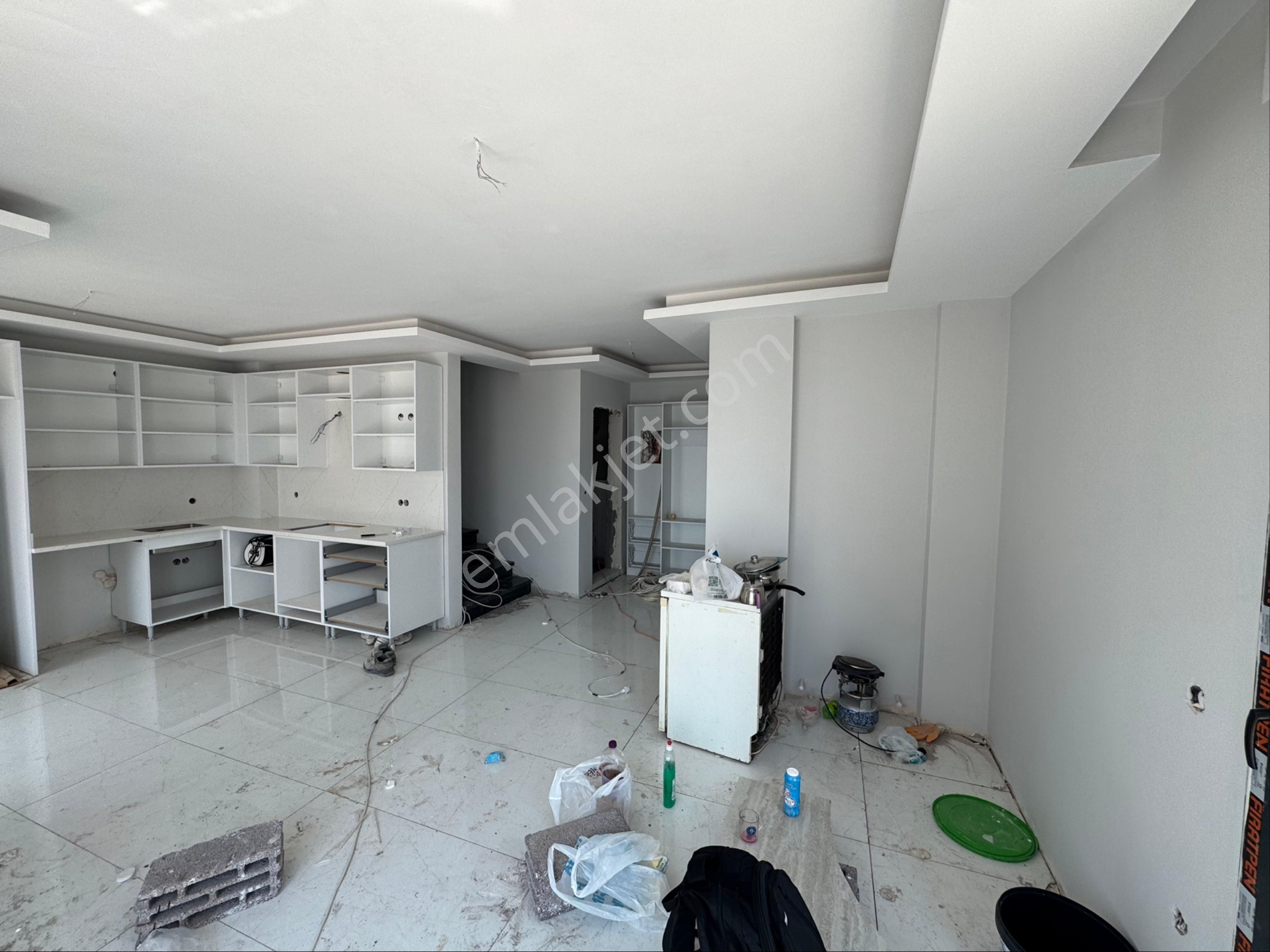 Çandarlı'da Deniz Manzaralı Tam Müstakil 3+1 Satılık Villa - Görsel 8