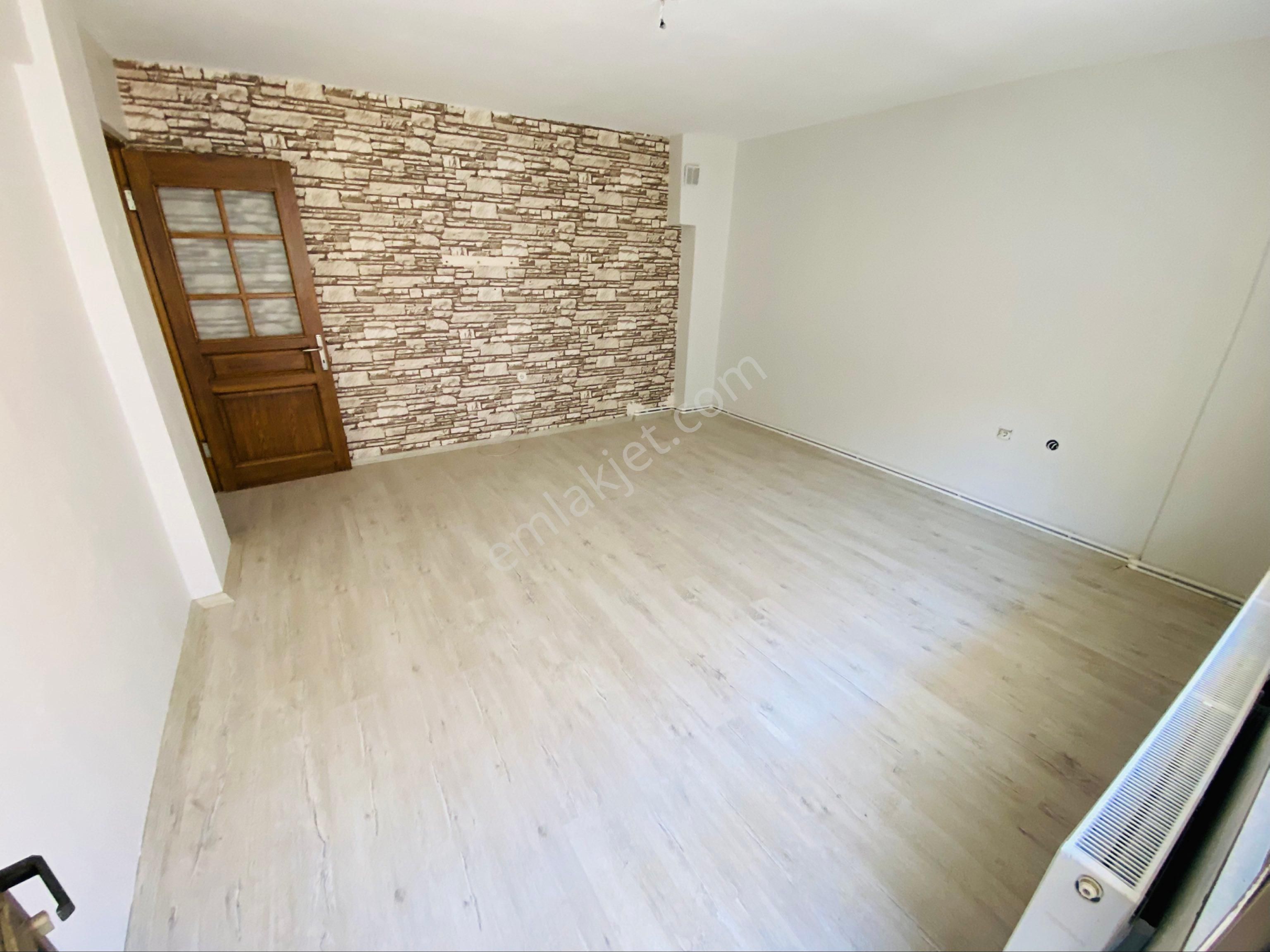 Bozyaka Ssk Hastanesi Karşısında 3+1 115m2 Doğalgazlı Arakat Daire