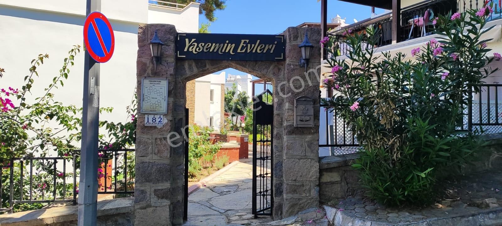 Turgutreis Mh. Yasemın Sıtesınde Denıze Yakın Kıralık 2+1 Daıre
