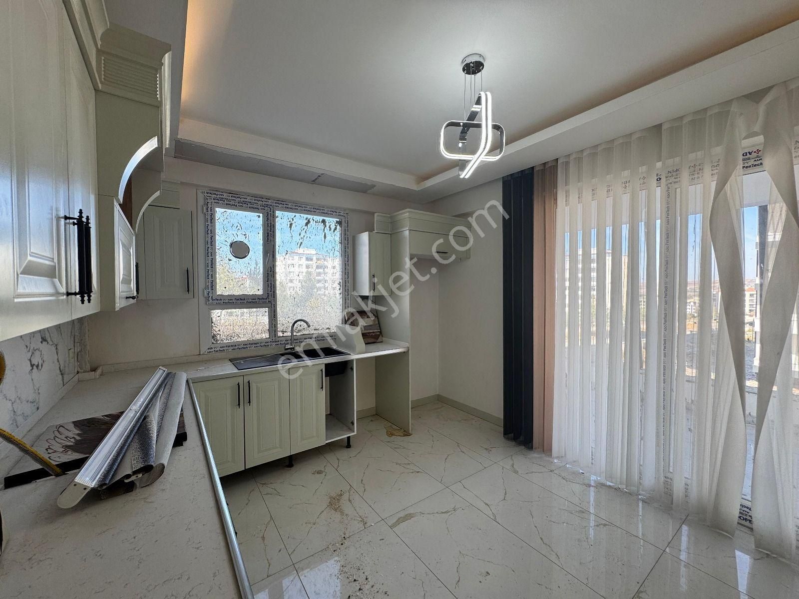 450 Evlerde Sıfır 100 Metre 2+1 Lüx Daire ( Farklı Kat Seçenekleri İle ) - Görsel 4