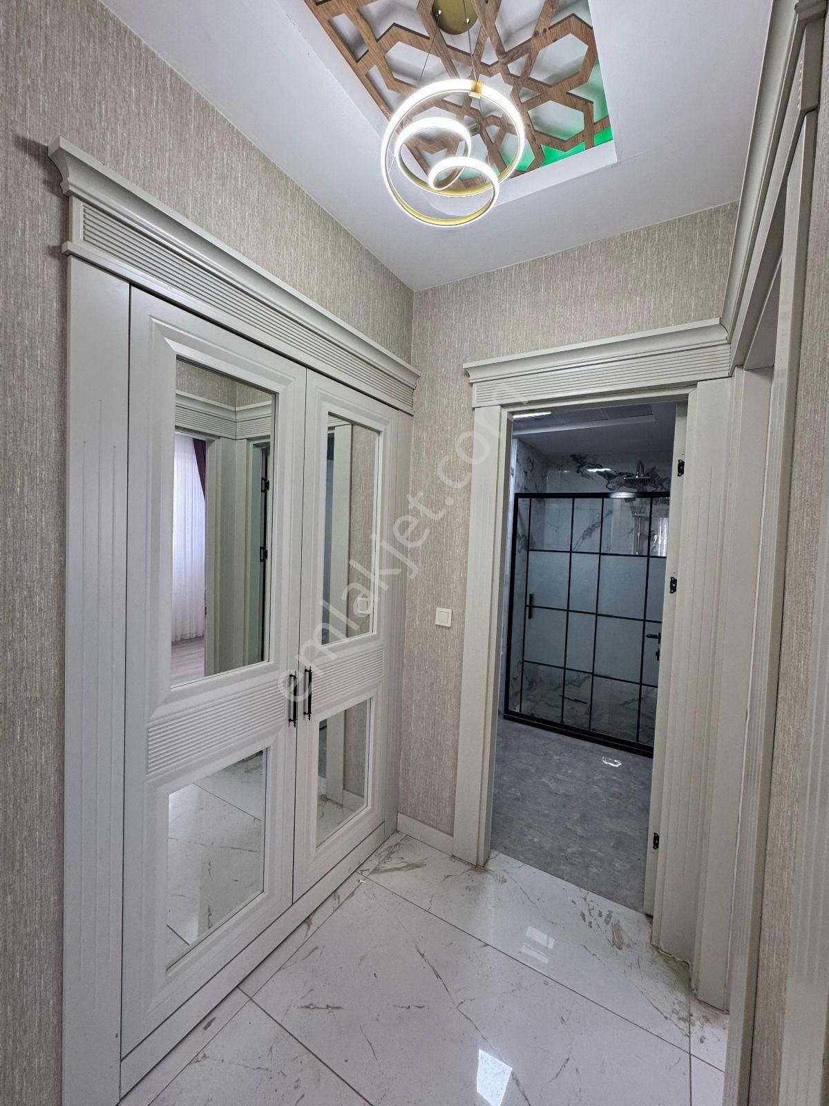 450 Evlerde Sıfır 100 Metre 2+1 Lüx Daire ( Farklı Kat Seçenekleri İle ) - Görsel 18