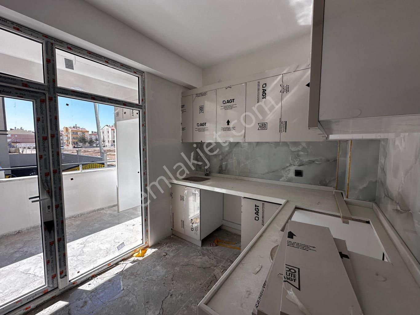 Hocacihanda 3+1 Yüksek Giriş Sıfır Kapalı Otoparklı Daire