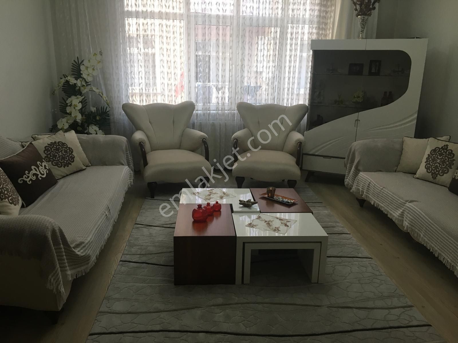 Konsept Gayrimenkul' Den Şehir Merkezine Yürüme Mesafesinde Bakımlı 4+1 Arakat Daire