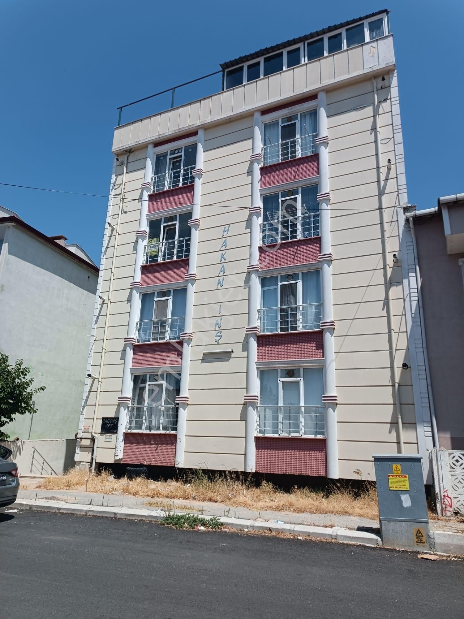 İl Jandarma Komutanlığına Yakın Kiralık Eşyalı 1+1 Daire