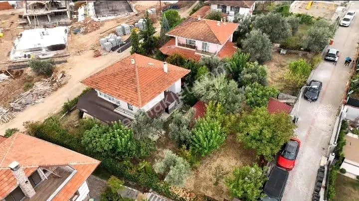 Kemalpaşa Villa Bölgesinde Geniş 680m2müstakil 4+1 Dublex Villa. - Görsel 5