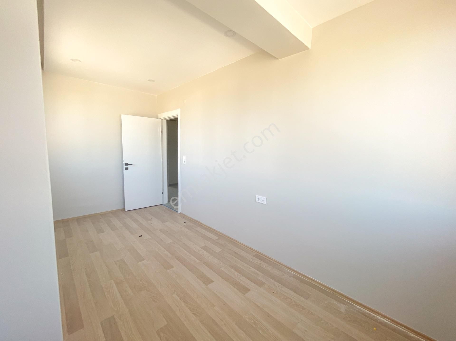 Kumbağ Havuzlu Sitede Denize Yakın Kiralık Lüks 2+1 Daireler - Görsel 24