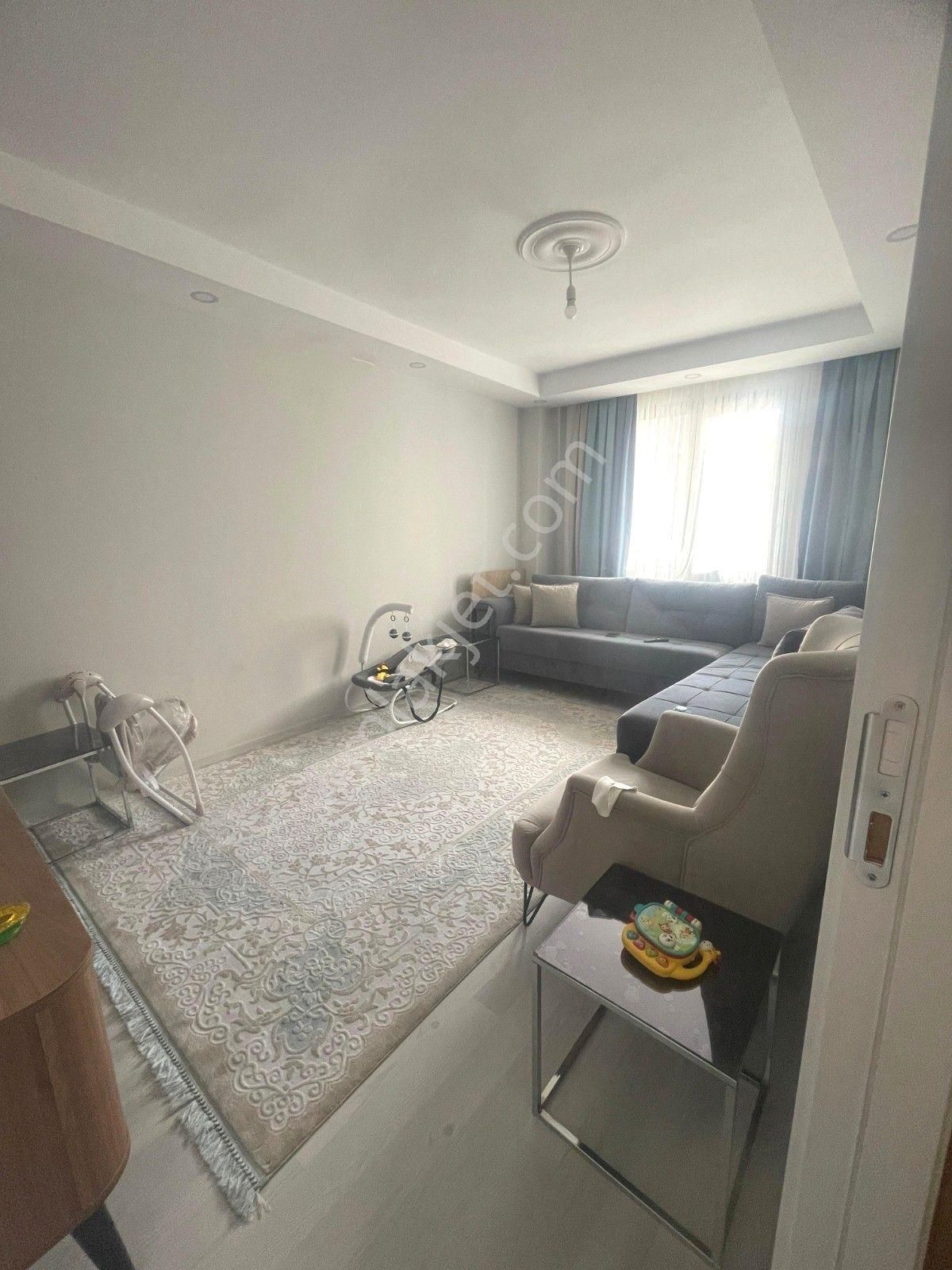 Loft'tan Fevziçakmak Mah 2+1 90m2 Balkonlu Ara Kat 1.yıllık Daire