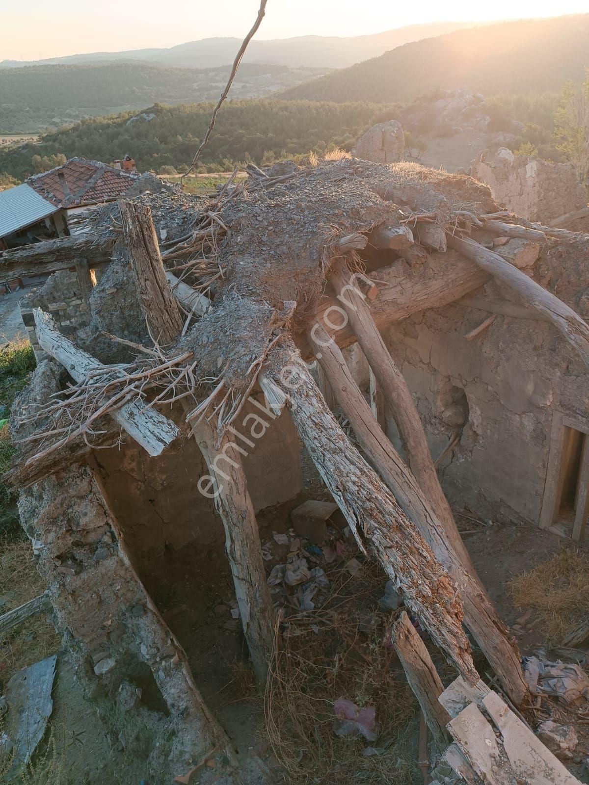 Çiftlik Köy / Ev + Arsa / 280 M2 / Müstakil Tapu / Kınık - Görsel 6