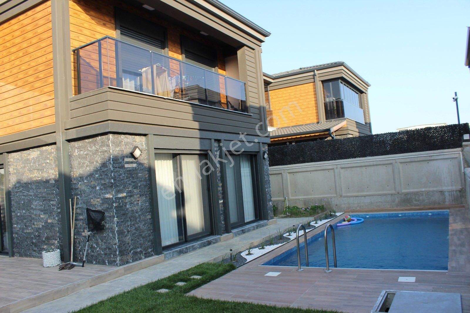 Müstakil Havuzlu Site İçinde - Görsel 2