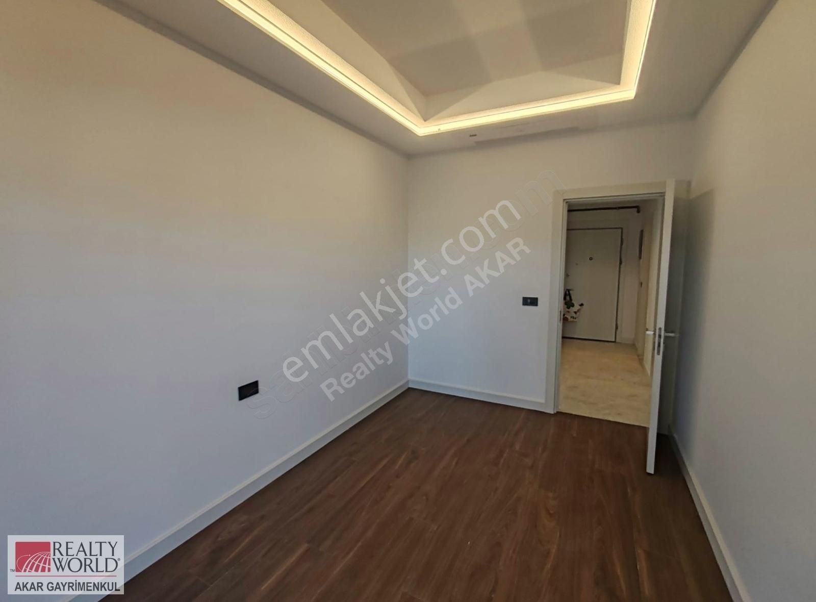 Rw Akar // Lilyumpark Sitesi'nde 30 M2 Bahçeli 2+1 Köşe Daire - Görsel 10