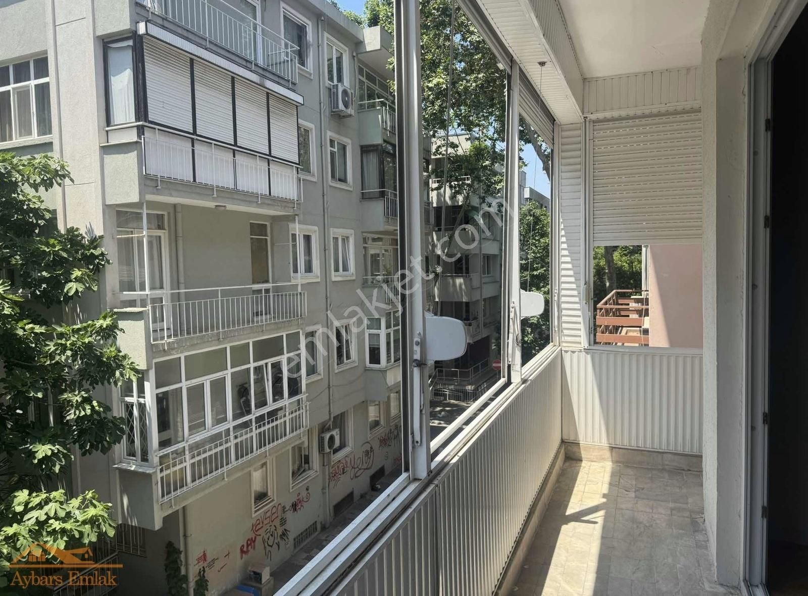 Moda Burunda Asansörlü 2+1 Ara Kat Kiralık Daire