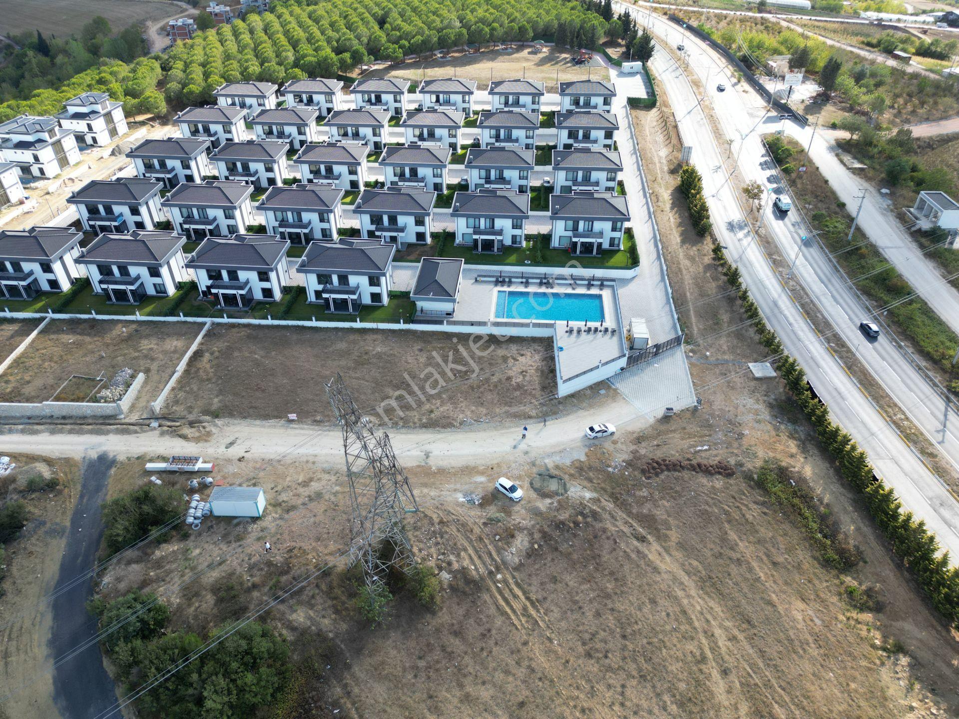 Kabaoğlu'da Zirve Konumda Villaların Hemen Yanı 666 M2 Arsa - Görsel 4