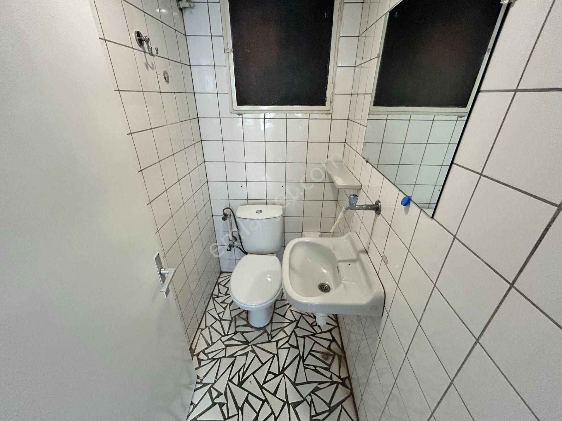 Karşıyaka Da, Harika Deniz Manzaralı Kiralık Yalı Dairesi - Görsel 20