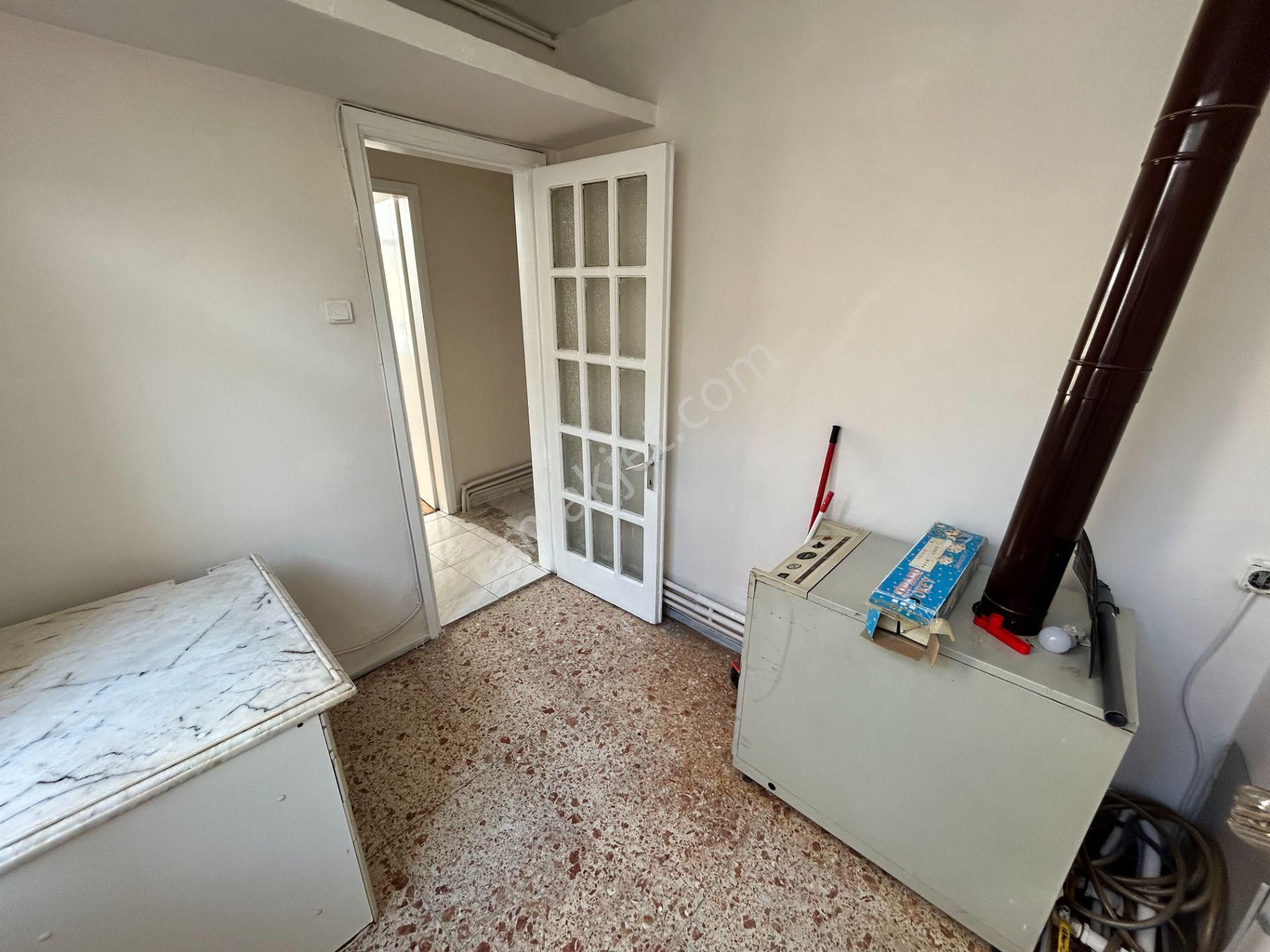Karşıyaka Da, Harika Deniz Manzaralı Kiralık Yalı Dairesi - Görsel 17
