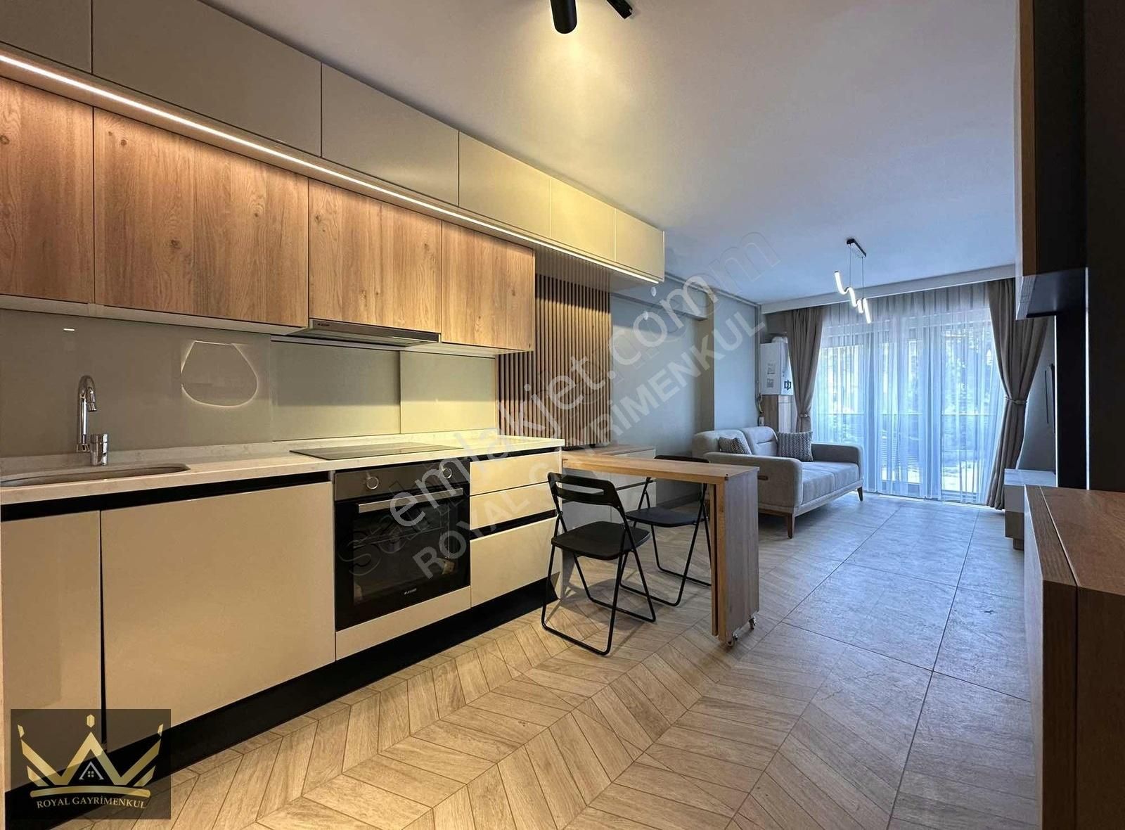 Royal Den Çarşı Merkezinde Ultra Lüks Sıfır Kiralık 1+1