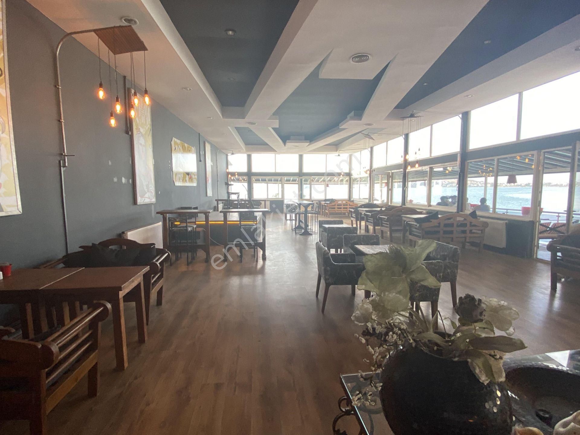 Balıkesir Ayvalık Ta Satılık İş Yeri.merkezde.denize Sıfır.komple Bina - Görsel 7