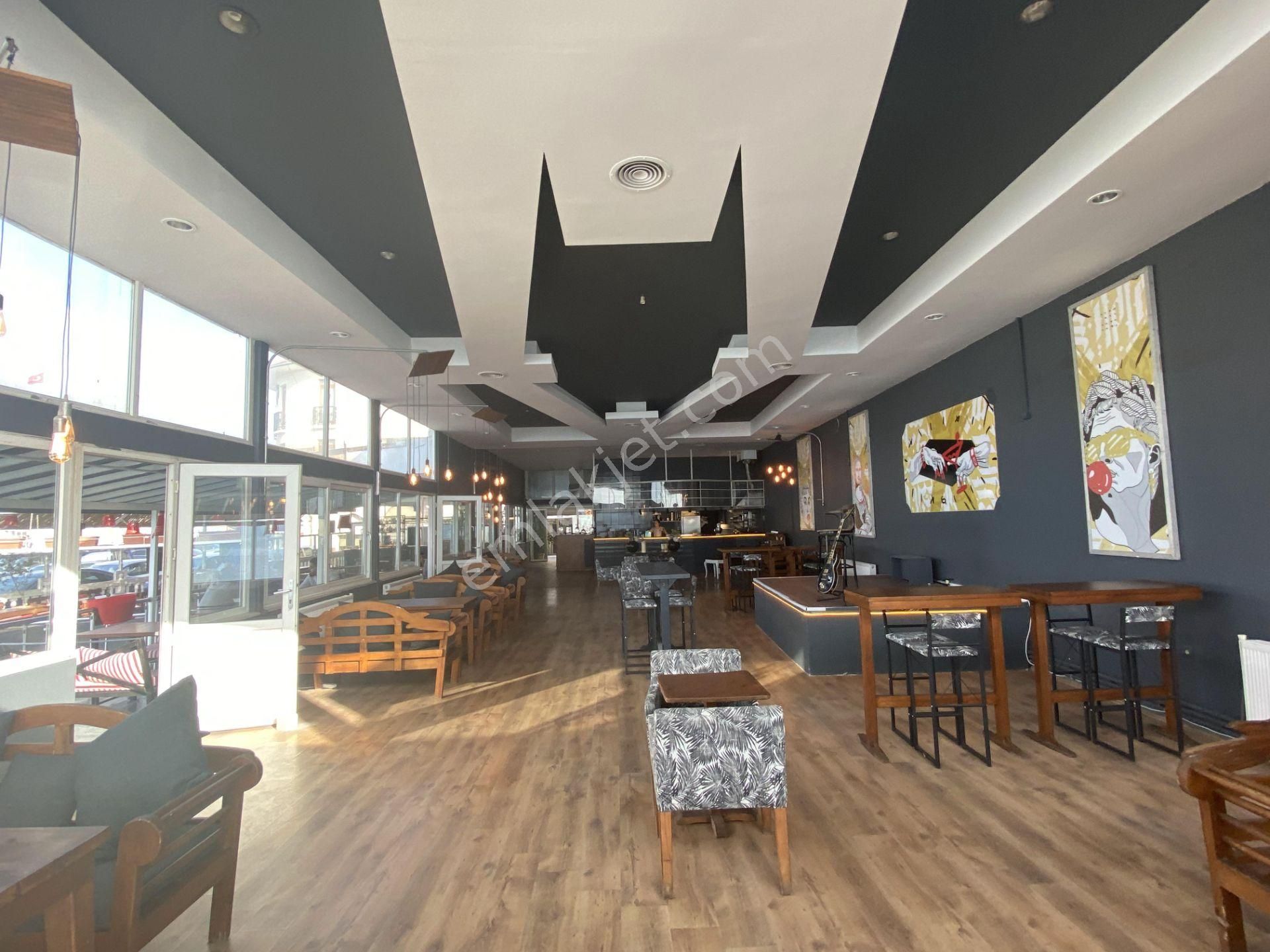 Balıkesir Ayvalık Ta Satılık İş Yeri.merkezde.denize Sıfır.komple Bina - Görsel 12