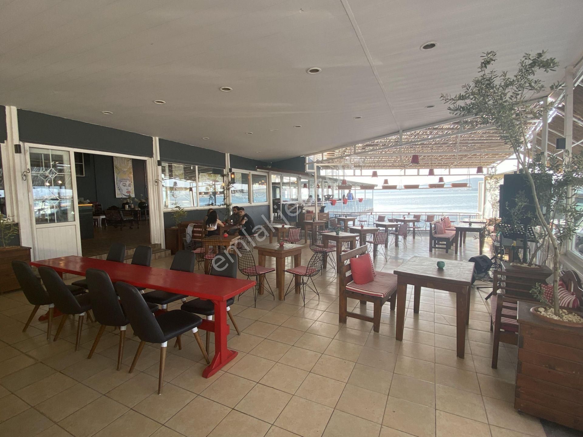 Balıkesir Ayvalık Ta Satılık İş Yeri.merkezde.denize Sıfır.komple Bina - Görsel 4