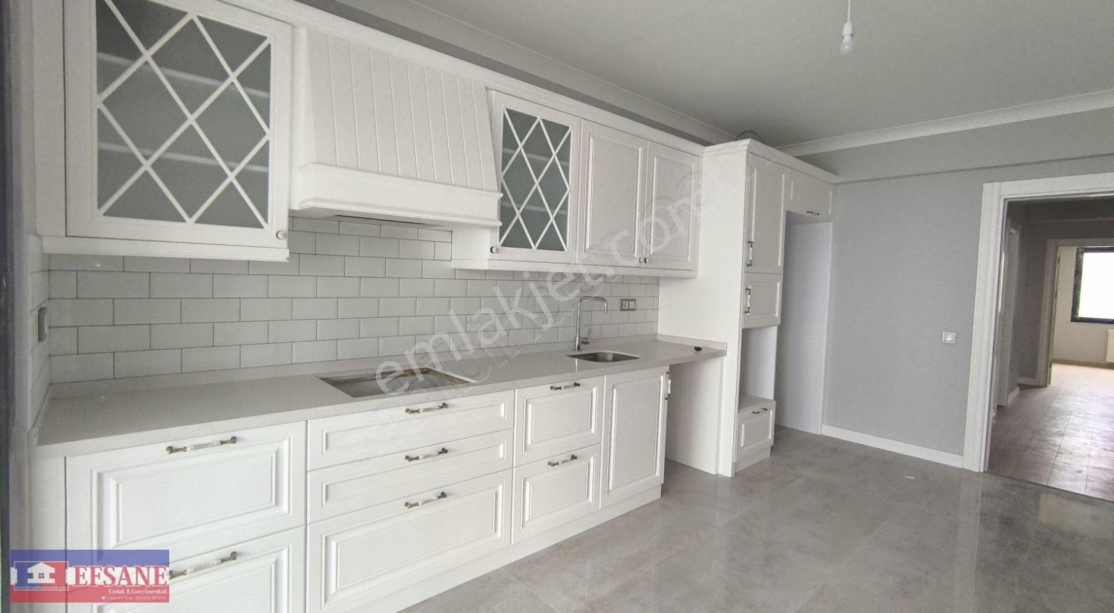 Efsane Emlak'tan Prestij Konutlarında Kiralık Lüks Daire