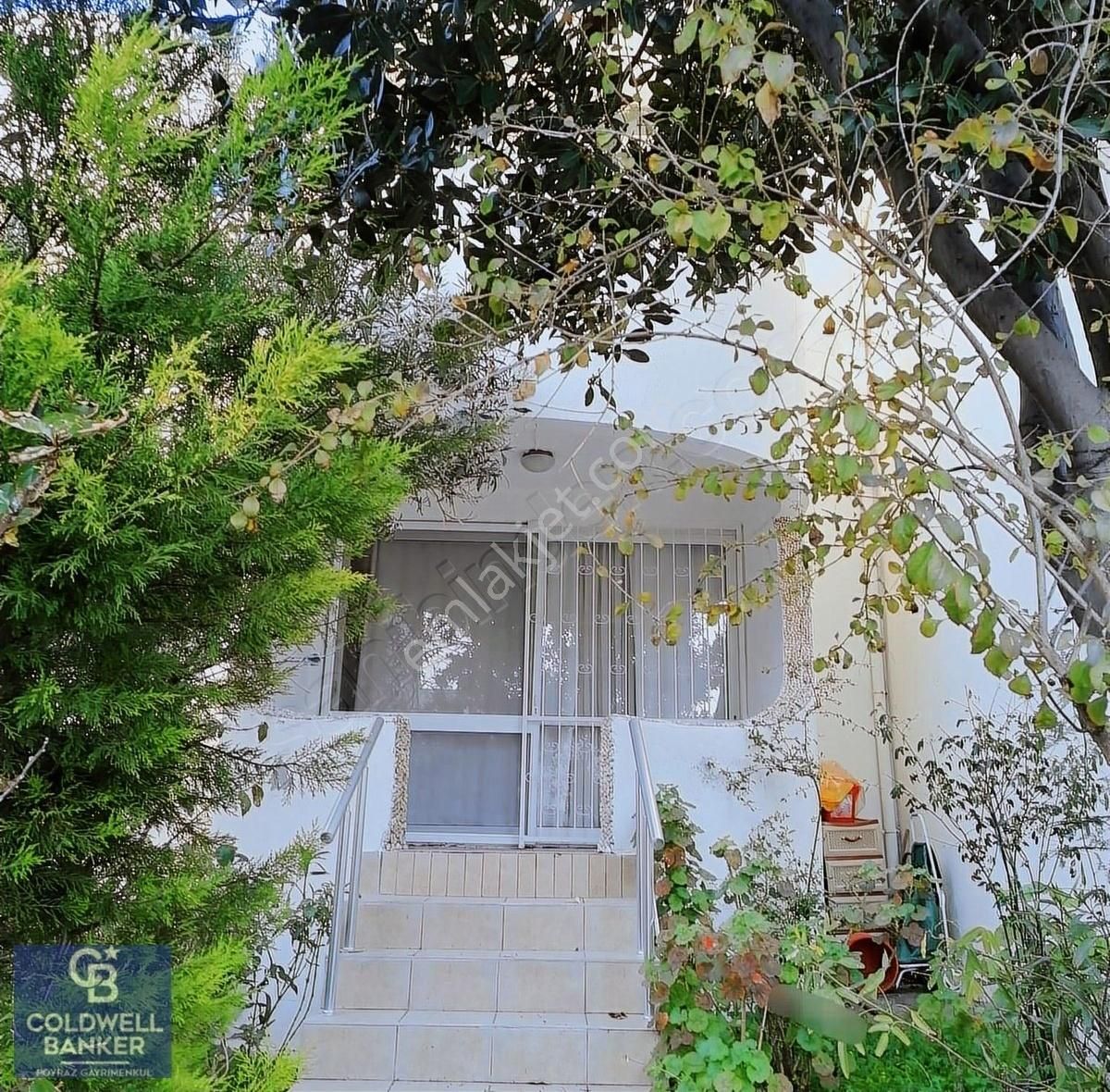 Menderes Coldwell Banker Poyrazdan,denize Sıfır Site İçi Villa - Görsel 13