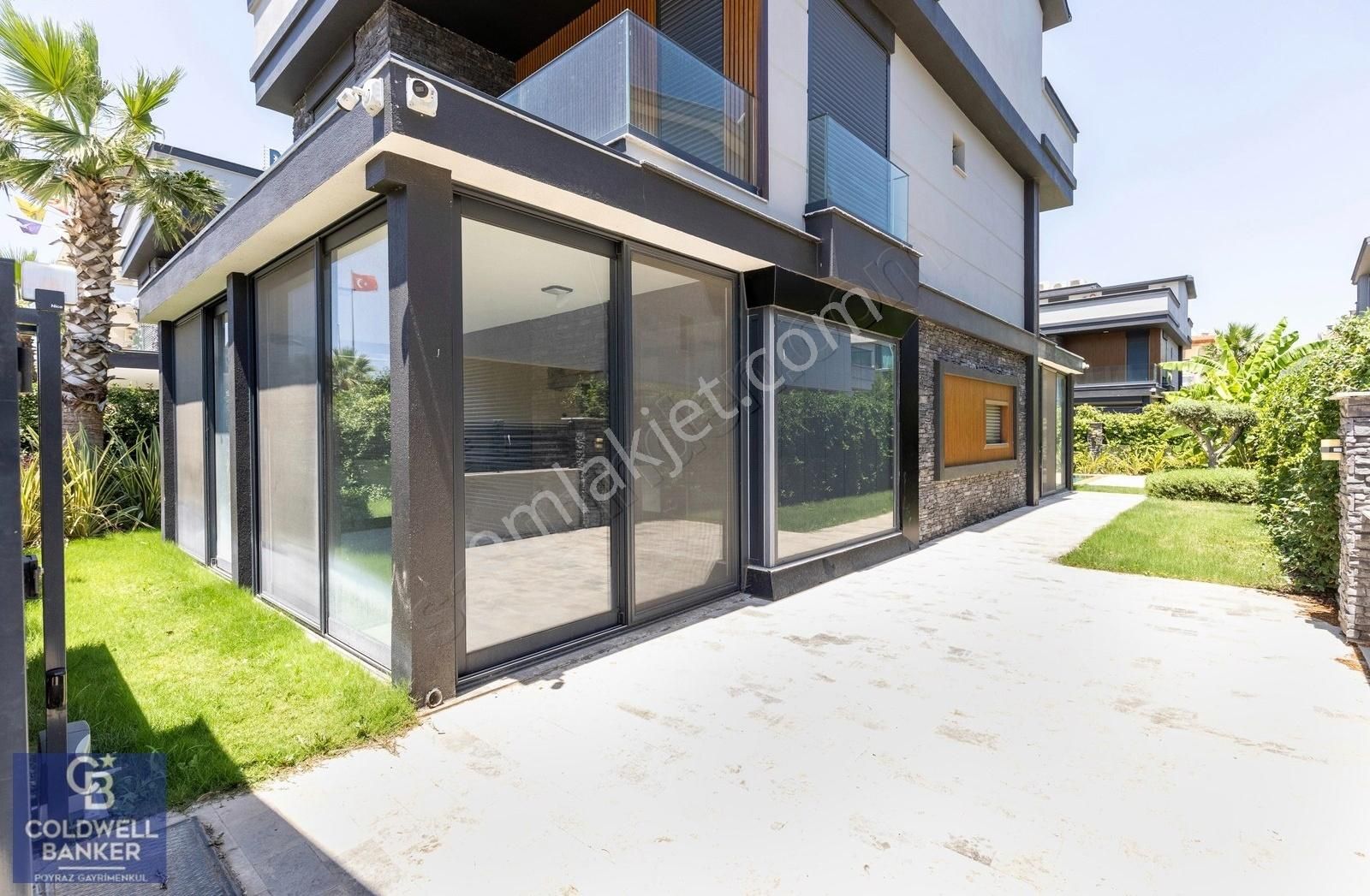 Menderes Cb Poyraz'dan Denize Yakın Müstakil Havuzlu Villa... - Görsel 3