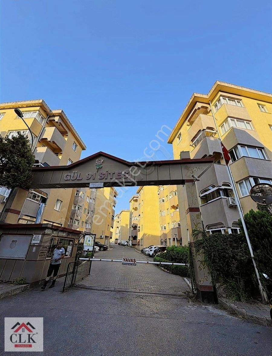 Clk'dan Gül91 Sitesin'de Gün Boyu Işık Alan Ferah 3+1 Daire