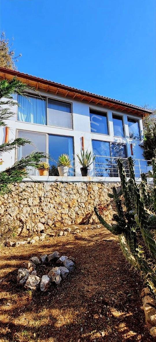 Kaş Yeniköy'de Müstakil Ev - Görsel 4
