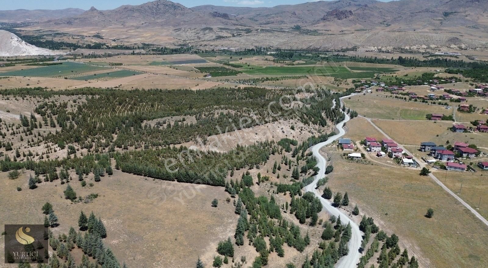 Yurtiçi Gayrimenkul'den Ulukışla Gümüş'de 780m² Manzaralı Arsa