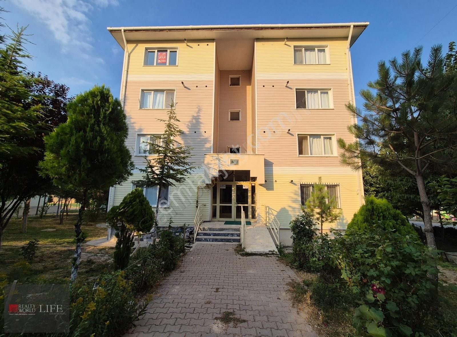 Rw Lıfe // Yaşamkent Mh Toki Konutları 60 M2 Satılık 1+1 Daire