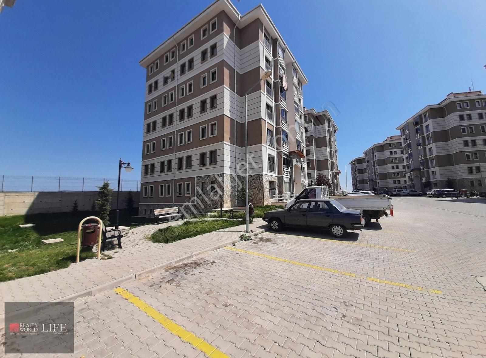 Rw Lıfe//yaşamkent Mh Toki Konutlarında 103 M2 Kiralık 2+1 Daire