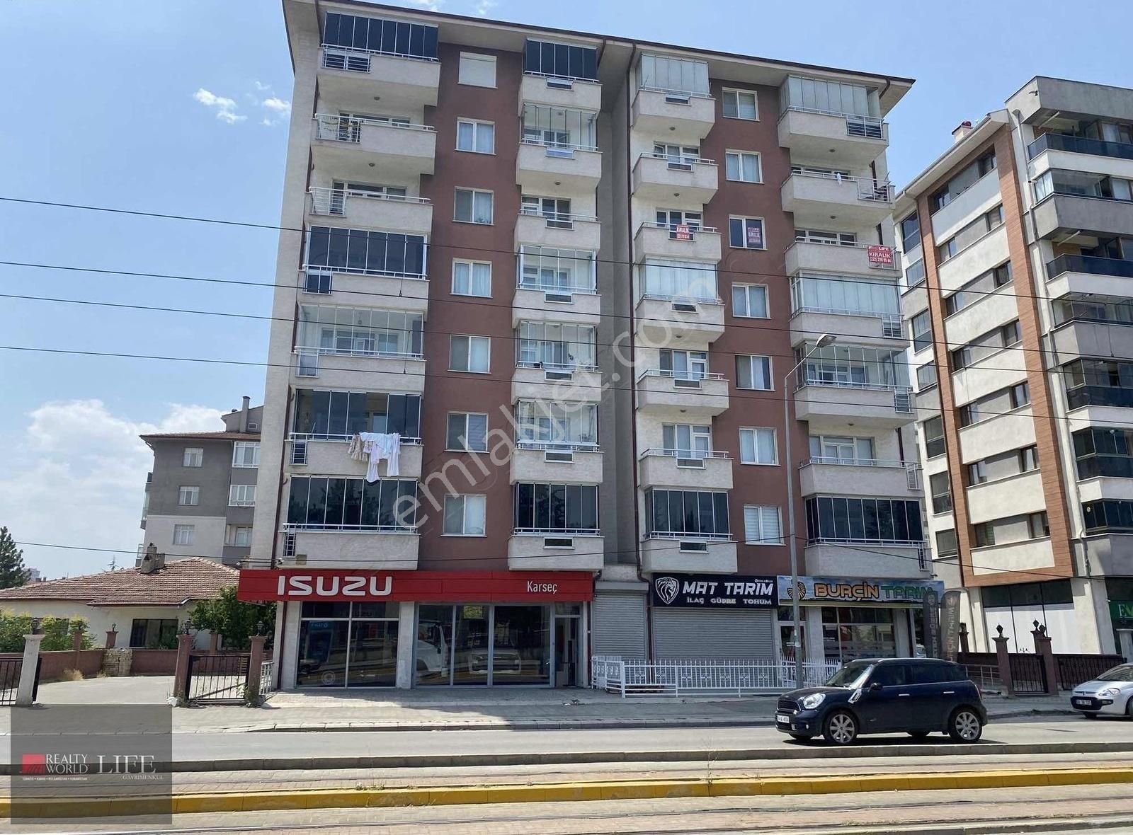 Rw Lıfe // Gökmeydan Mah.borsa Cadde Üzeri 3+1 Kiralık Daire