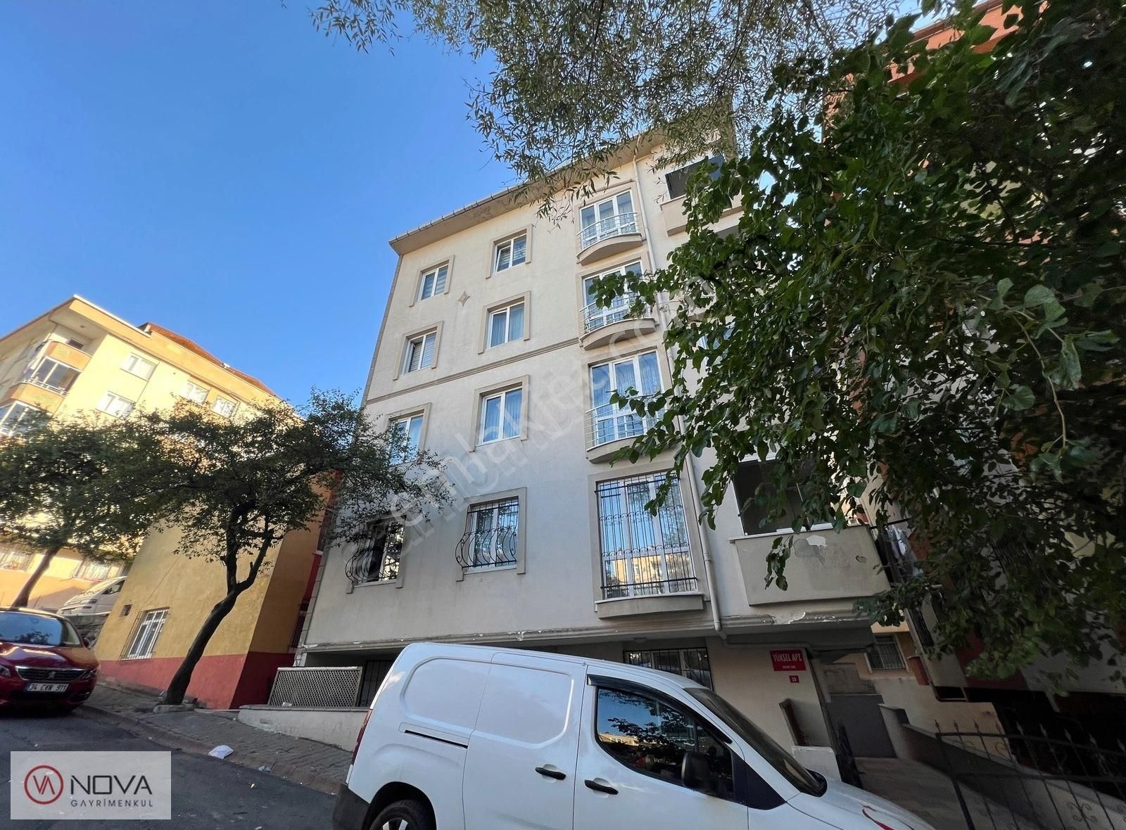 Ümraniye Çakmak Mahallesi Fırsat 2+1 Daire