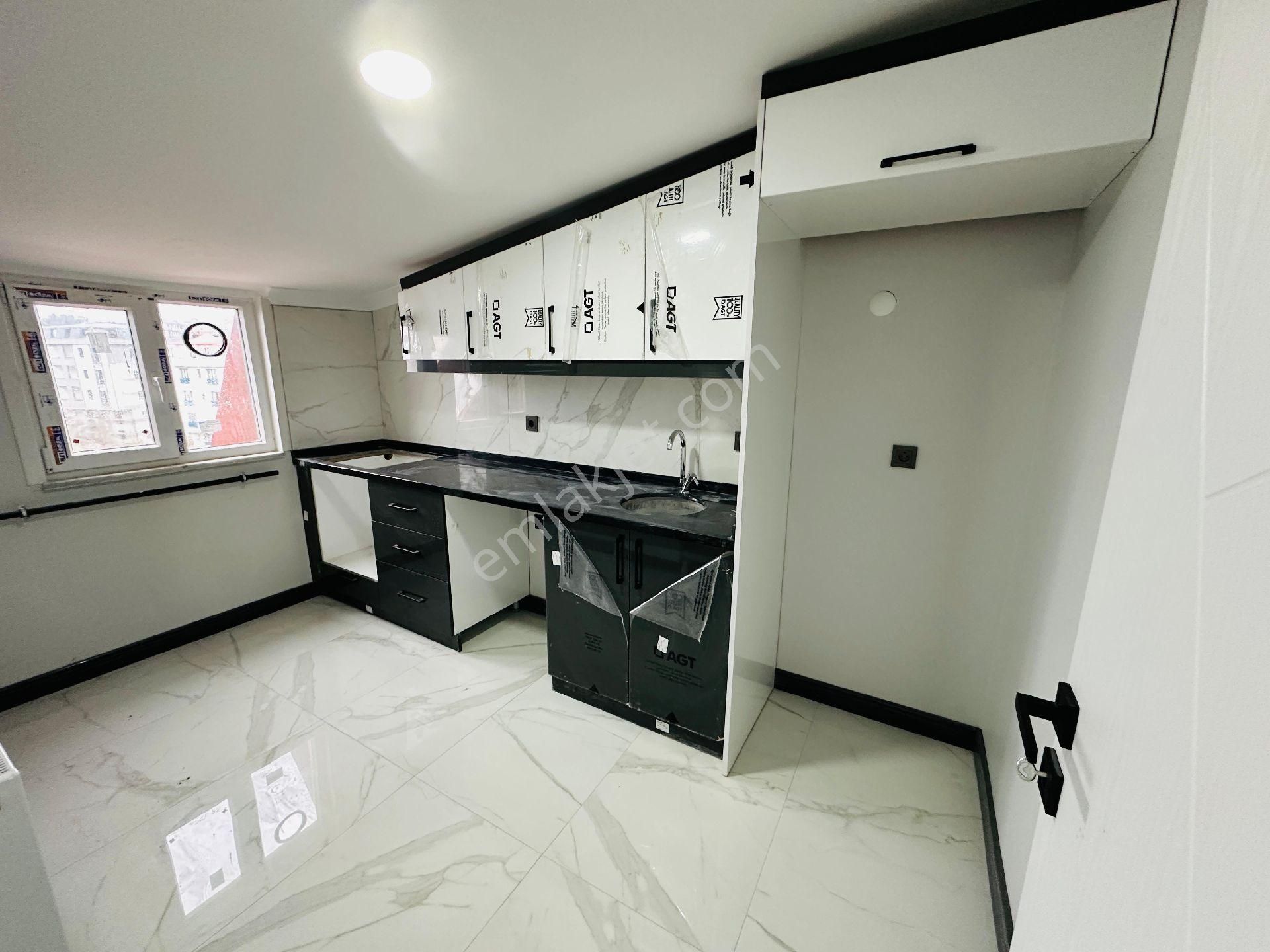 Acil Çekmeköy Ekşi Oğlu Mah.satılık 170.m 4+1 Lüx Üst Düblex - Görsel 29