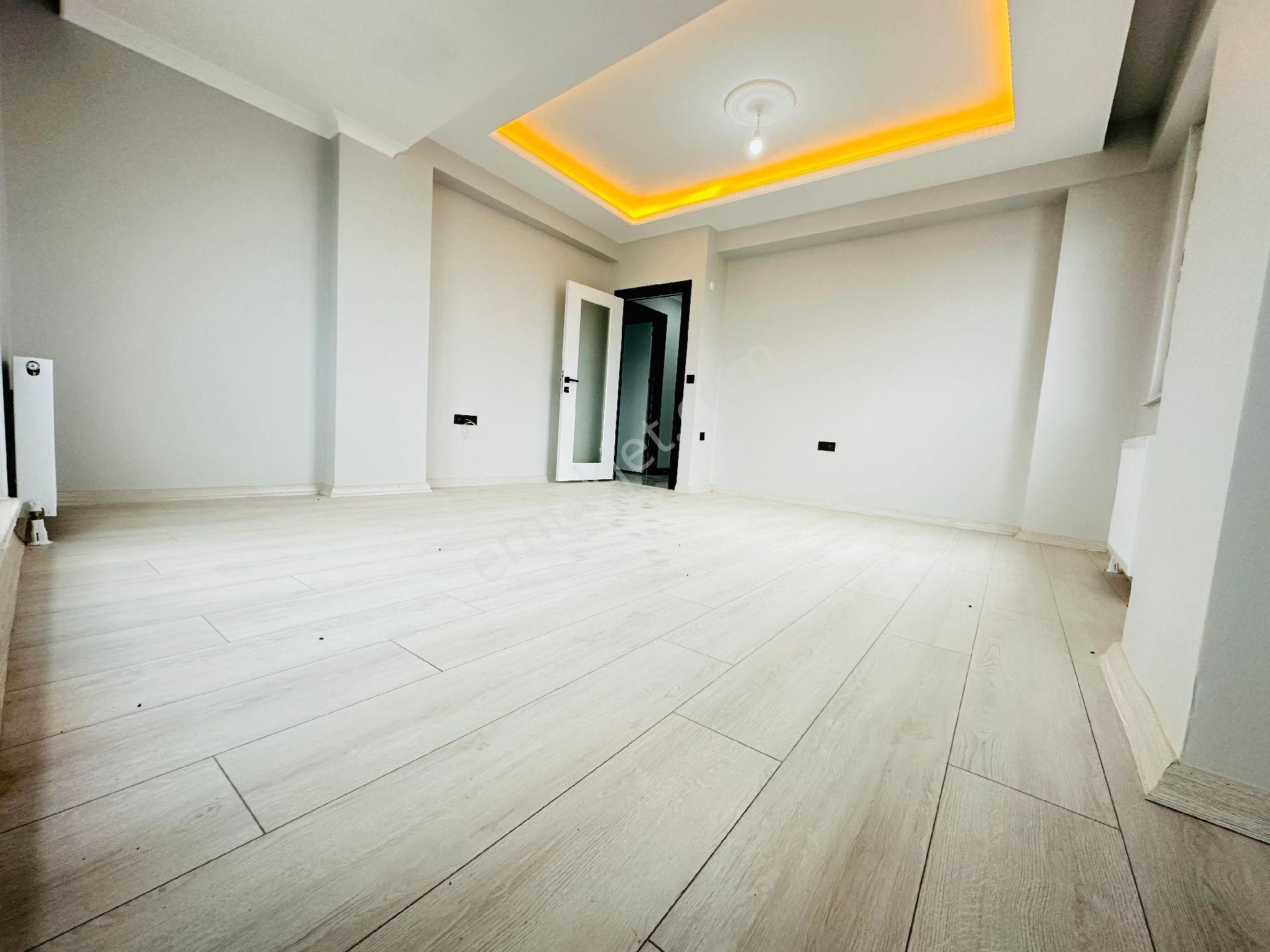 Acil Çekmeköy Ekşi Oğlu Mah.satılık 170.m 4+1 Lüx Üst Düblex - Görsel 2