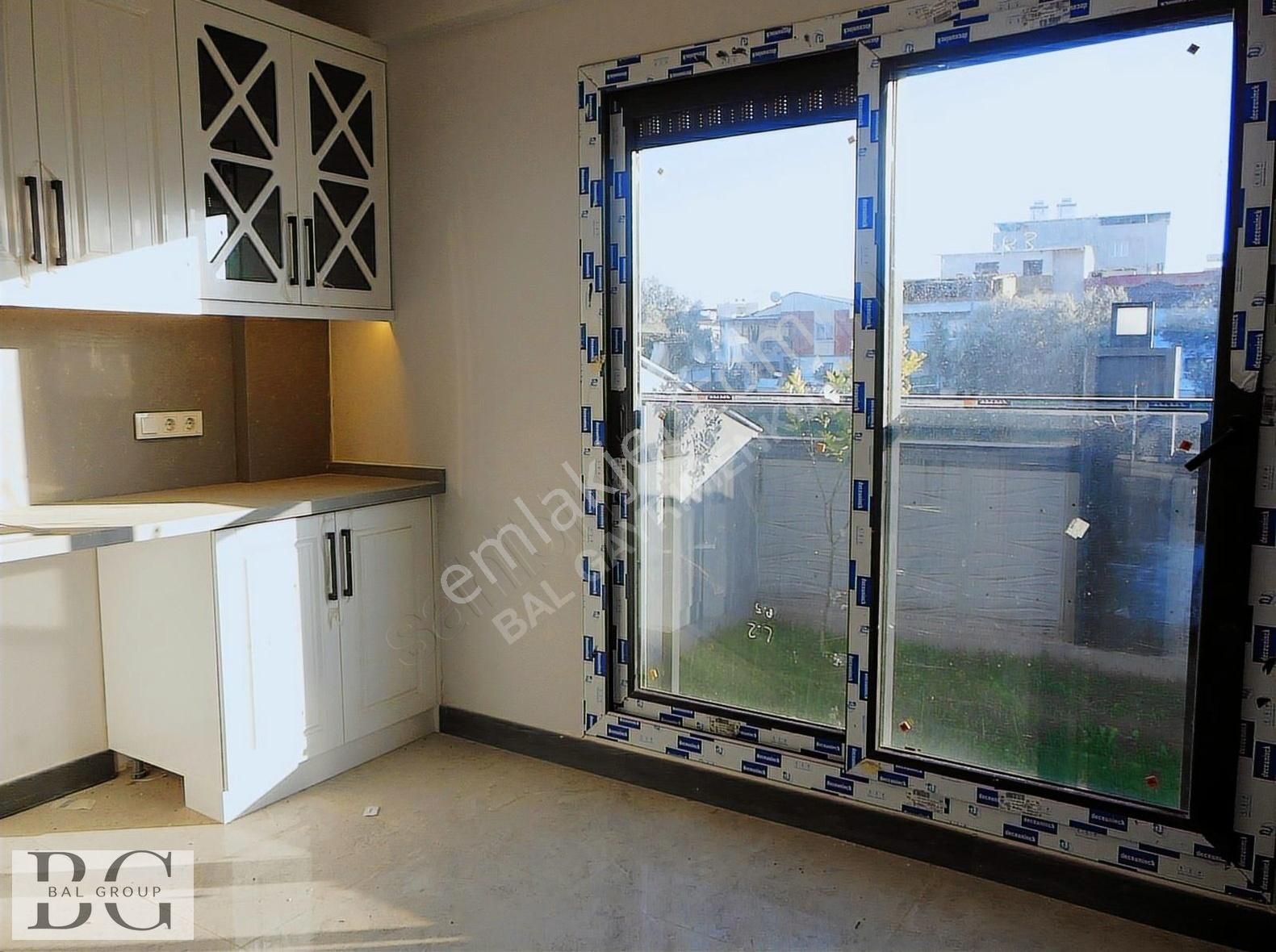 Bal Gayrimenkul -gölcüklerde Kapalı Mutfak Yerden Isıtmalı Villa - Görsel 20