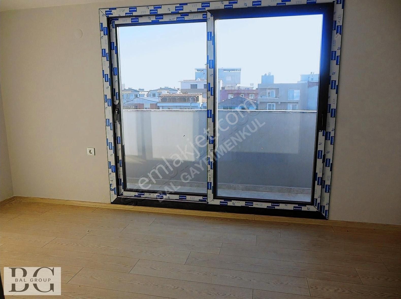 Bal Gayrimenkul -gölcüklerde Kapalı Mutfak Yerden Isıtmalı Villa - Görsel 34