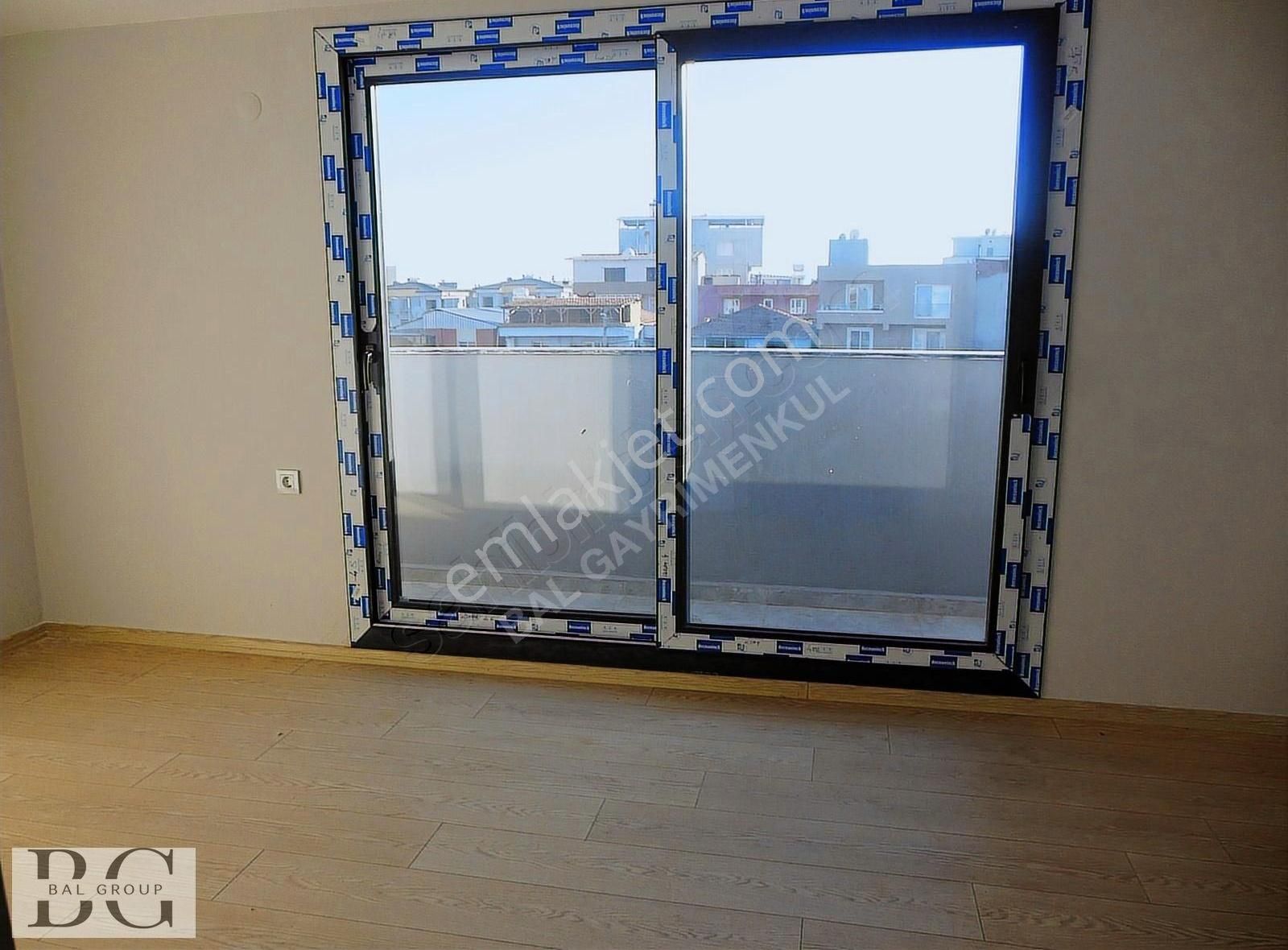 Bal Gayrimenkul -gölcüklerde Kapalı Mutfak Yerden Isıtmalı Villa - Görsel 28