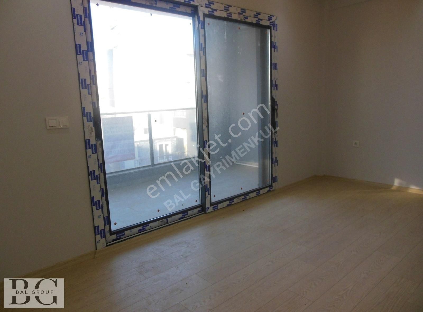 Bal Gayrimenkul -gölcüklerde Kapalı Mutfak Yerden Isıtmalı Villa - Görsel 15