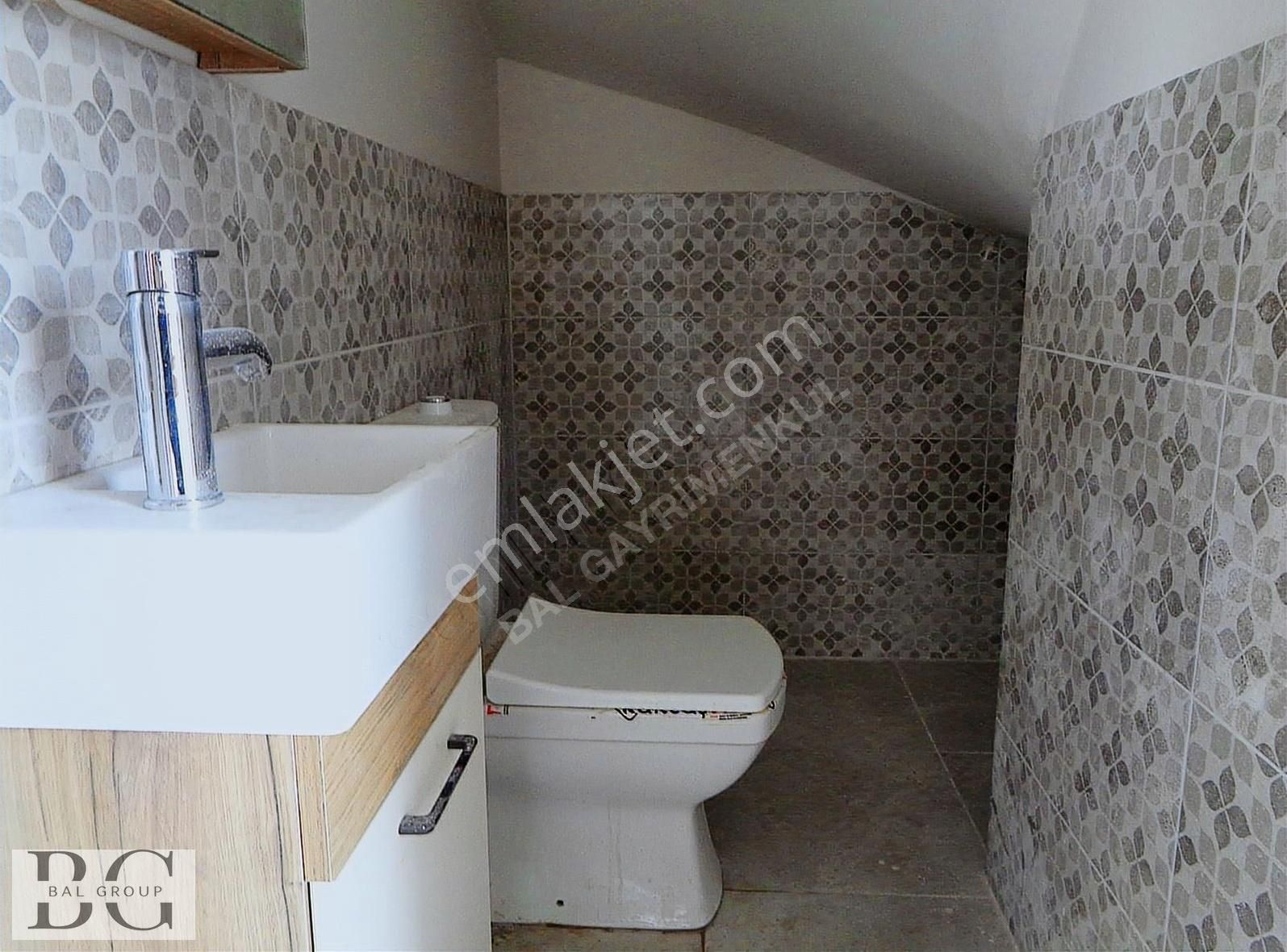 Bal Gayrimenkul - Mithatpaşada İzbana Yakın Ferah 4+1 Şık Villa - Görsel 16