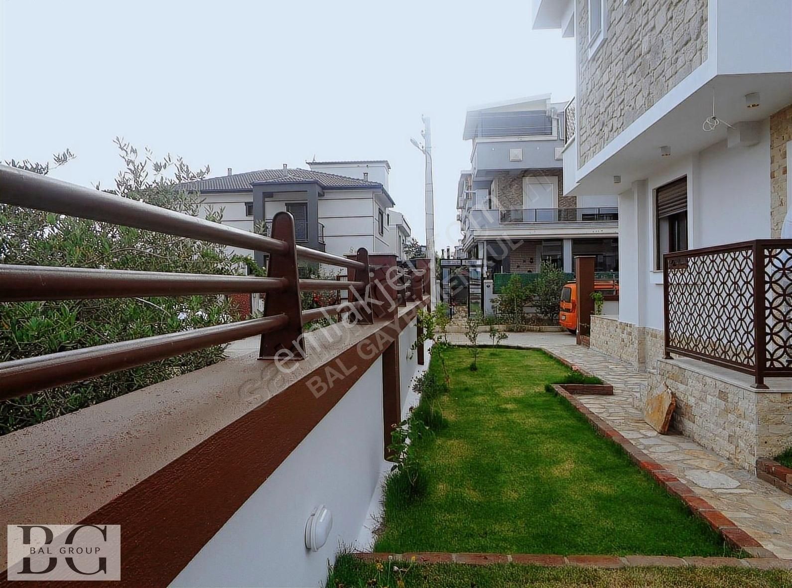 Bal Gayrimenkul - Mithatpaşada İzbana Yakın Ferah 4+1 Şık Villa - Görsel 27