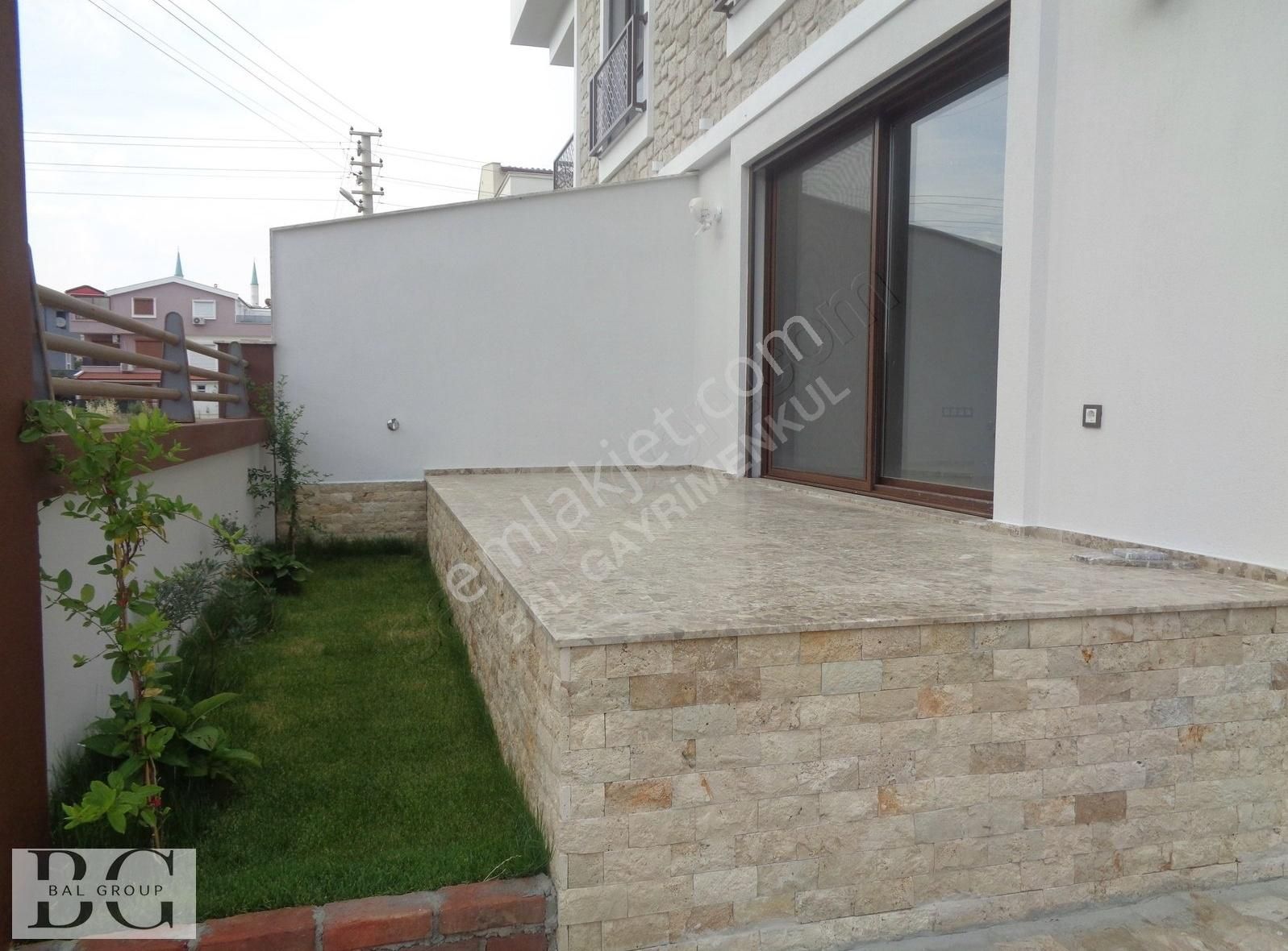 Bal Gayrimenkul - Mithatpaşada İzbana Yakın Ferah 4+1 Şık Villa - Görsel 20