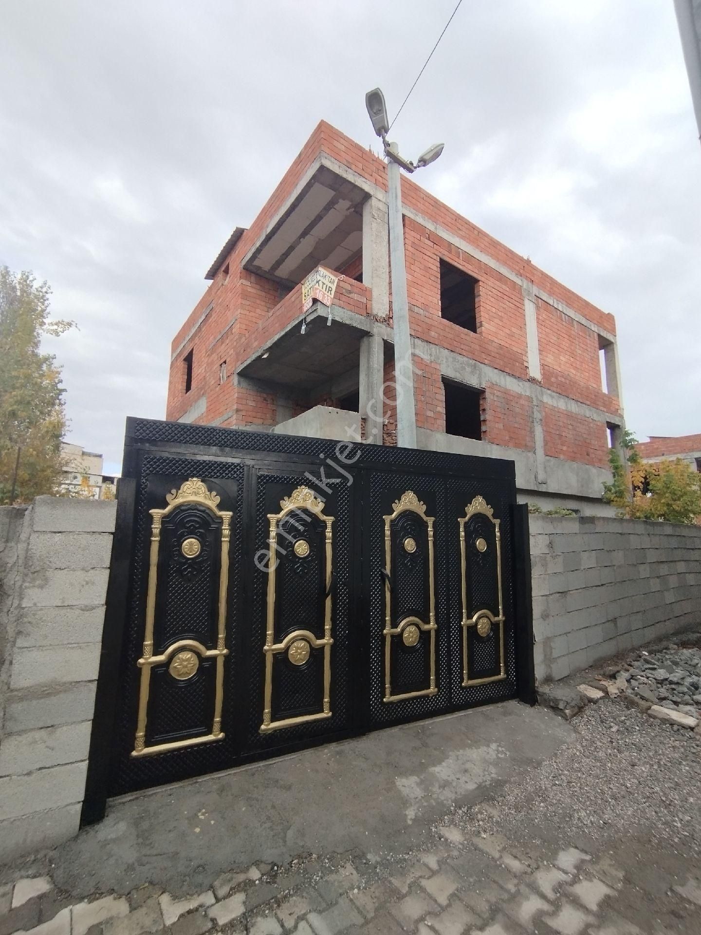 Sahibinden 3 Katlı Komple Satılık
